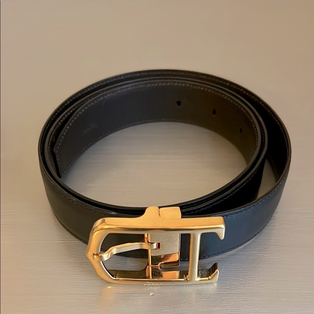 Cartier belt w/dust bag